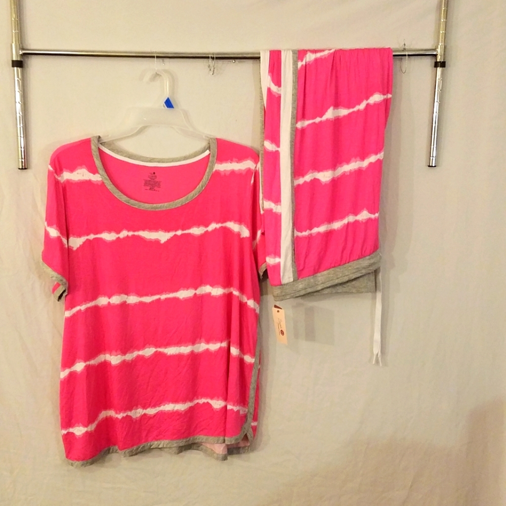 Set of women's plus size pajamas  3X NWT pink and white